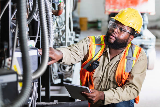 Best Affordable Electrician  in Covington, WA
